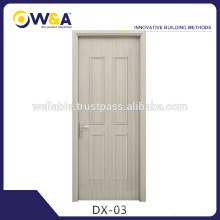 Modern White Flat Painel de madeira Interior Room WPC Doors Manufacturer